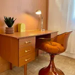 Апартаменты Mid Century - 3 Bedrooms - Parking - 6 People *