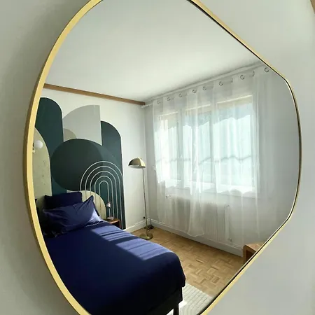 شقة Mid Century - 3 Bedrooms - Parking - 6 People *
