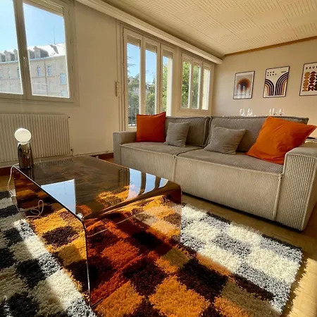 Mid Century - 3 Bedrooms - Parking - 6 People *