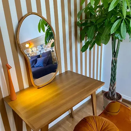 Appartement Mid Century - 3 Bedrooms - Parking - 6 People *