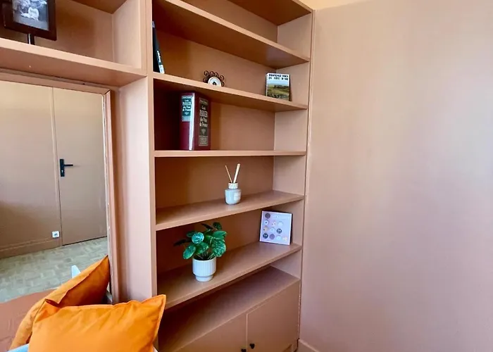 アパート Mid Century - 3 Bedrooms - Parking - 6 People