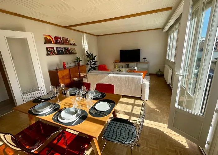 Mid Century - 3 Bedrooms - Parking - 6 People Διαμέρισμα